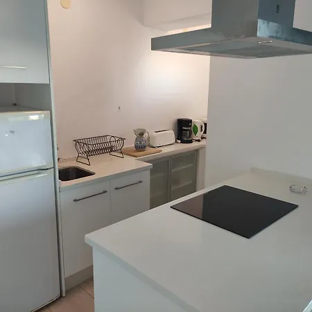 Apartment In First Line Apto 4-6 Marbella